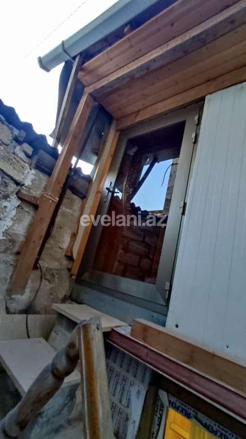 Satılır, köhnə tikili, 3 otaqlı, 72 m², Bakı, Binəqədi r, Memar Əcəmi m.