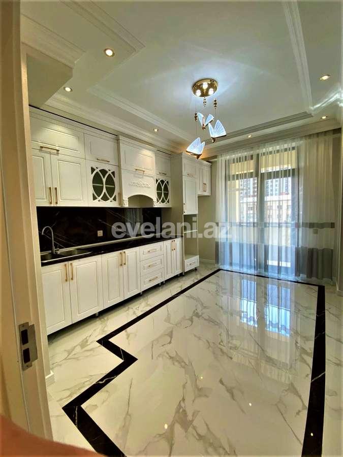 Satılır, yeni tikili, 3 otaqlı, 125 m², Bakı, Nizami r, Qara Qarayev m.