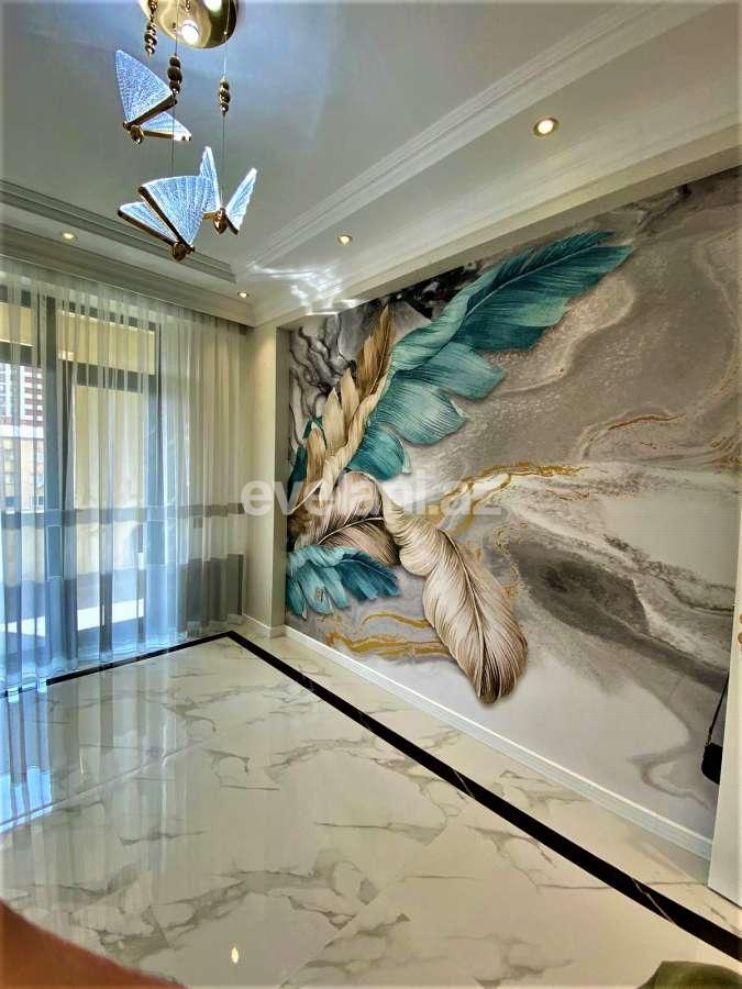 Satılır, yeni tikili, 3 otaqlı, 125 m², Bakı, Nizami r, Qara Qarayev m.