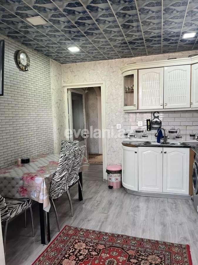 Sale, old building, 5 room, 91 m², Baku, Surakhani r, Yeni Guneshli d, Hazi Aslanov m.