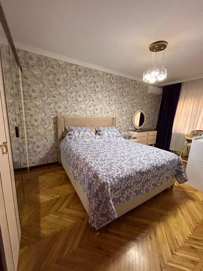 Продаётся, вторичка, 3-комнаты, 80 m², Баку, Хатаинский r, Ахмедлы m.
