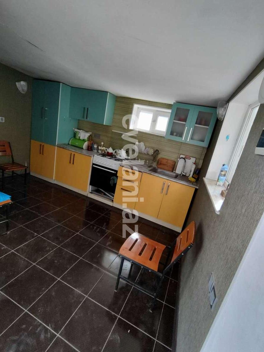 Satılır, həyət evi / bağ, 6 otaqlı, 173 m², Bakı, Suraxanı r, Bülbülə q.