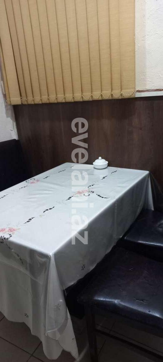 Satılır, köhnə tikili, 2 otaqlı, 65 m², Bakı, Səbail r, İçəri Şəhər m.