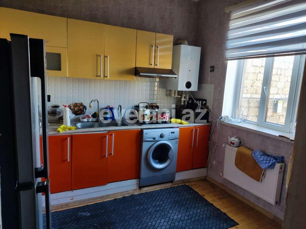 Satılır, həyət evi / bağ, 7 otaqlı, 200 m², Bakı, Xəzər r, Binə q.