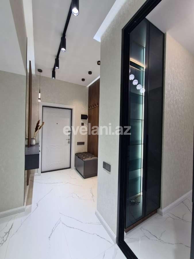 Satılır, yeni tikili, 2 otaqlı, 68 m², Bakı, Binəqədi r, 8-ci mikrorayon q, Azadlıq prospekti m.