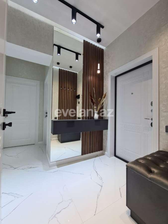 Satılır, yeni tikili, 2 otaqlı, 68 m², Bakı, Binəqədi r, 8-ci mikrorayon q, Azadlıq prospekti m.