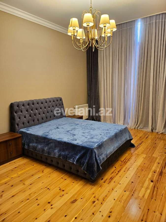 Kirayə verilir, həyət evi / bağ, 4 otaqlı, 200 m², Bakı, Nərimanov r, Gənclik m.