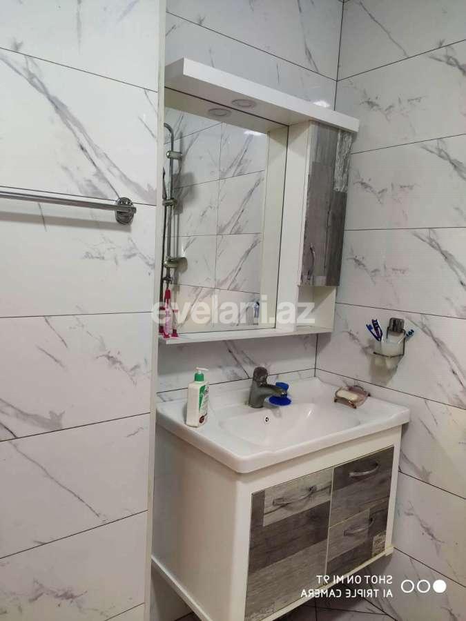 Satılır, köhnə tikili, 3 otaqlı, 75 m², Bakı, Suraxanı r, Massiv A q.