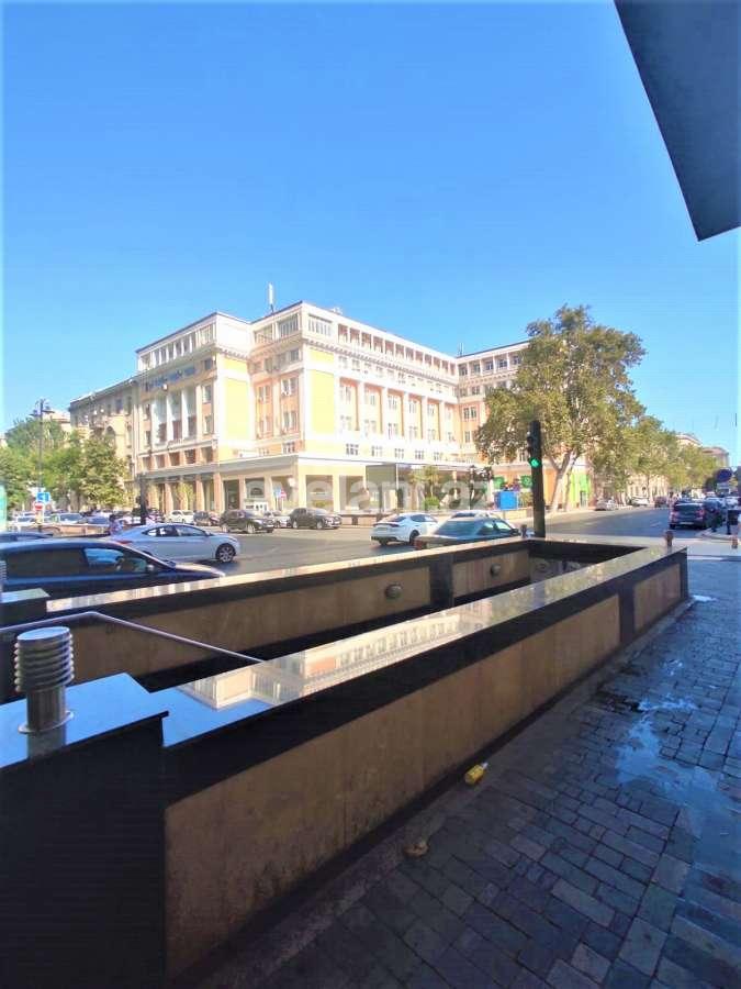 Satılır, ofis, 5 otaqlı, 100 m², Bakı, Səbail r.