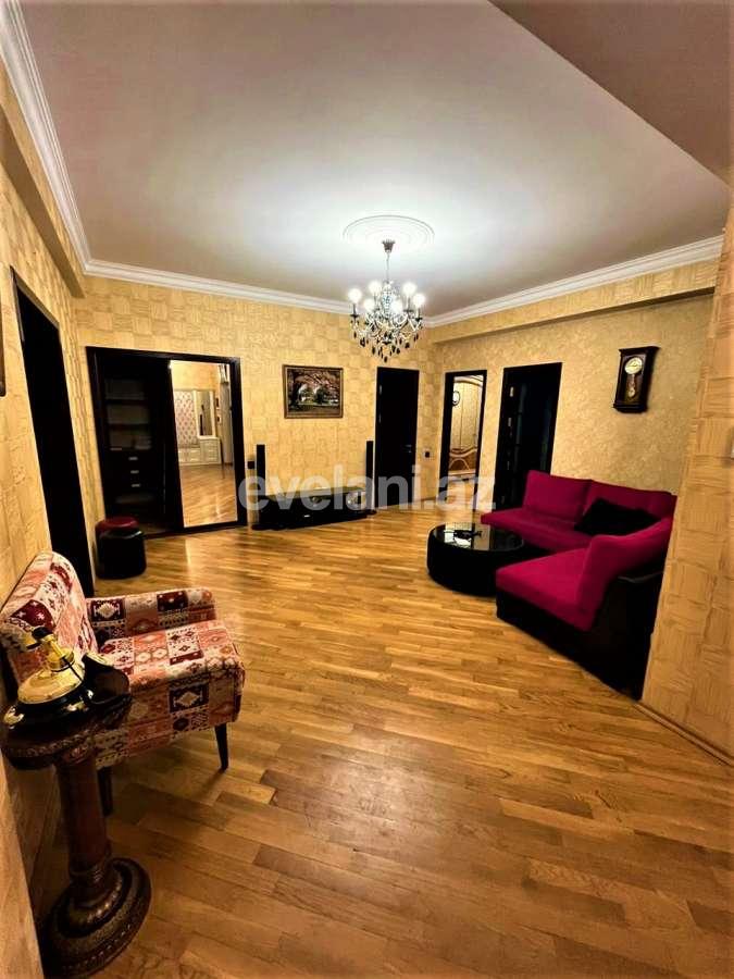 Kirayə verilir, yeni tikili, 3 otaqlı, 135 m², Bakı, Nizami r.