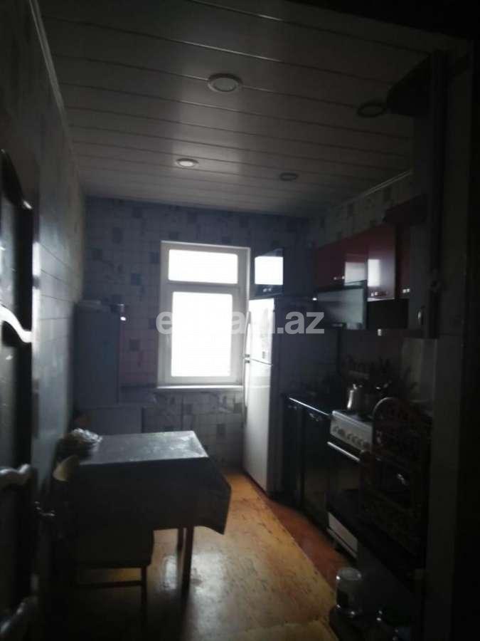 Satılır, köhnə tikili, 4 otaqlı, 109.99 m²