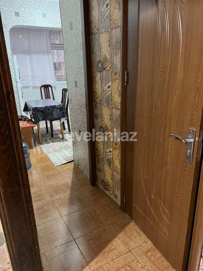 Satılır, köhnə tikili, 2 otaqlı, 68 m², Bakı, Binəqədi r, 6-cı mikrorayon q.