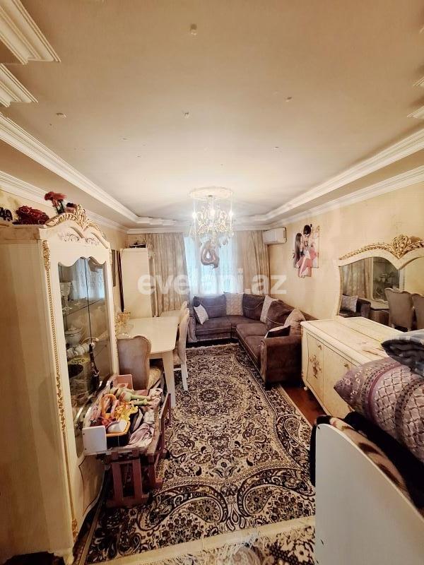 Satılır, köhnə tikili, 2 otaqlı, 50 m², Sumqayıt, 2-ci mikrorayon r.