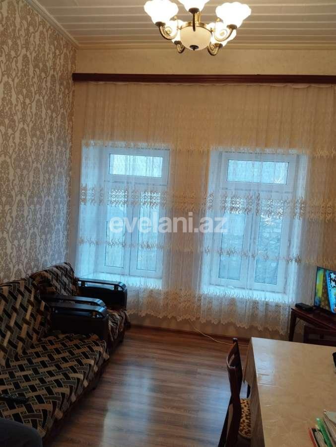 Satılır, köhnə tikili, 3 otaqlı, 60 m², Bakı, Səbail r, İçəri Şəhər m.