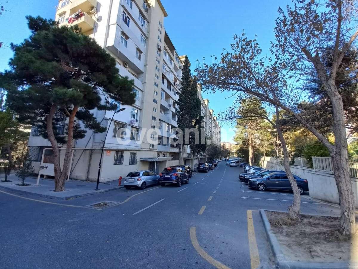 Satılır, köhnə tikili, 2 otaqlı, 60 m², Bakı, Xətai r, Əhmədli q, Əhmədli m.