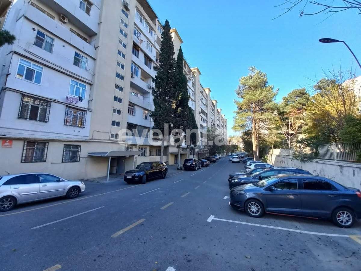 Satılır, köhnə tikili, 2 otaqlı, 60 m², Bakı, Xətai r, Əhmədli q, Əhmədli m.