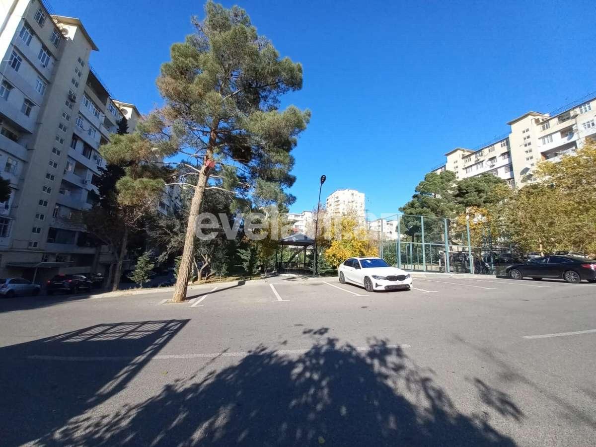 Satılır, köhnə tikili, 2 otaqlı, 60 m², Bakı, Xətai r, Əhmədli q, Əhmədli m.