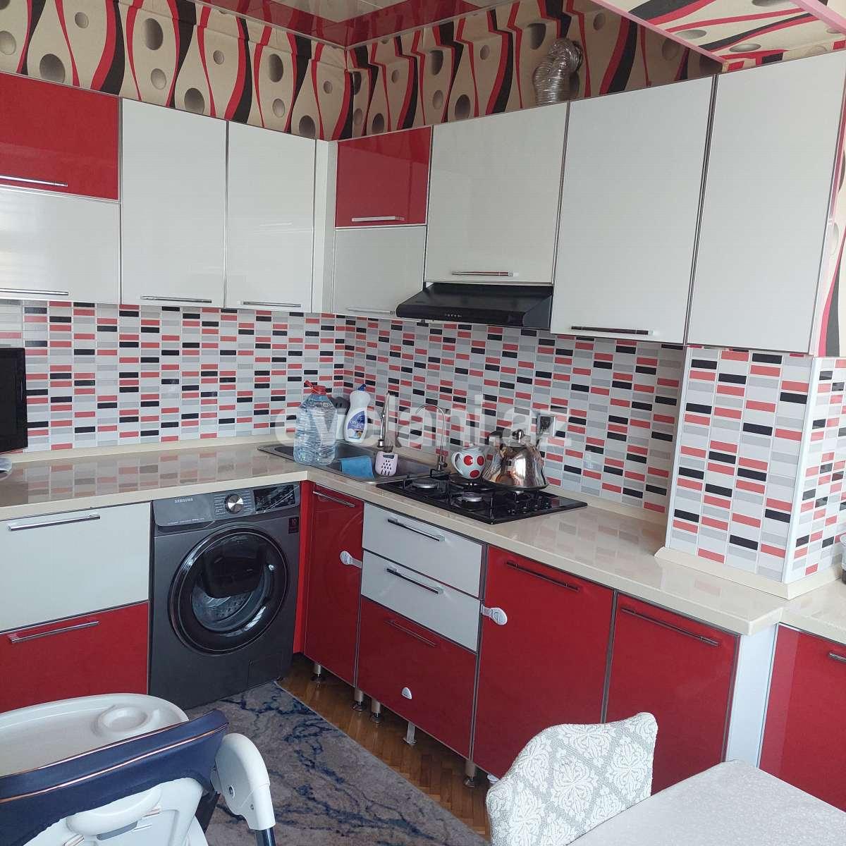 Satılır, köhnə tikili, 4 otaqlı, 100 m², Bakı, Xətai r, Köhnə Günəşli q.