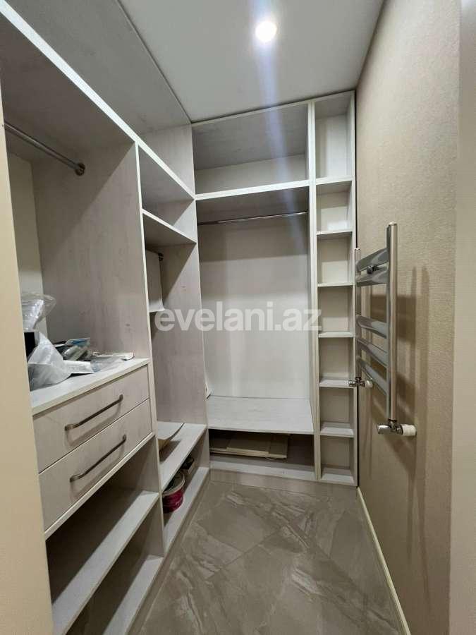 Satılır, köhnə tikili, 3 otaqlı, 120000 m²