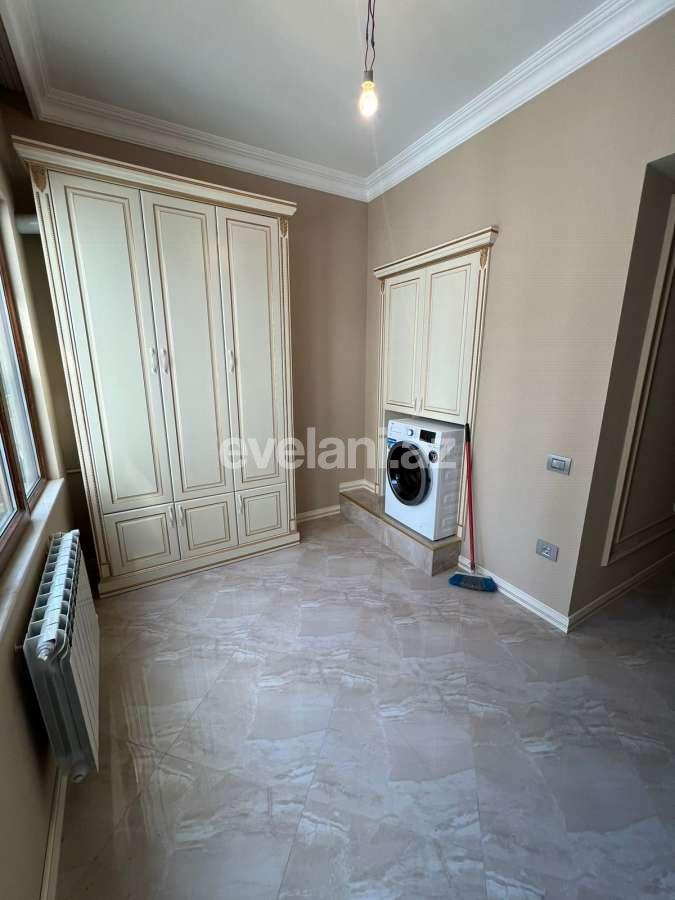 Satılır, köhnə tikili, 3 otaqlı, 120000 m²