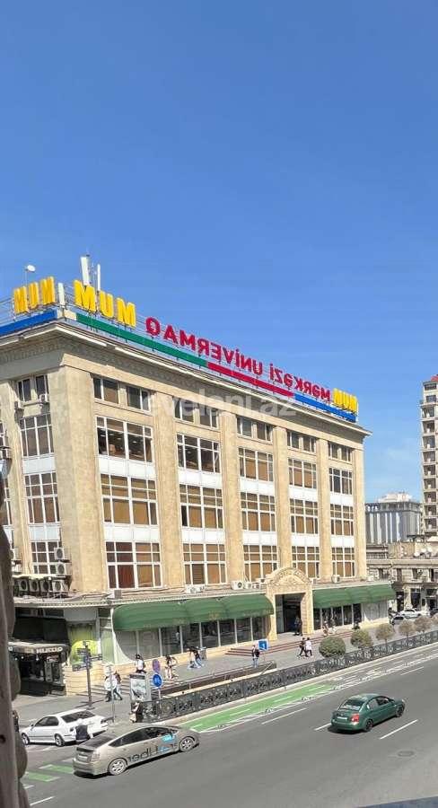 Satılır, köhnə tikili, 3 otaqlı, 120 m²