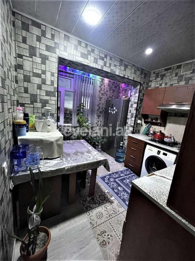 Продаётся, вторичка, 4-комнаты, 100 m²