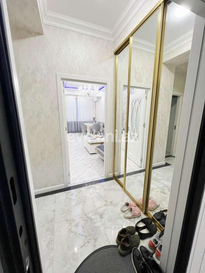 Satılır, yeni tikili, 2 otaqlı, 59 m², Bakı, Nizami r, Neftçilər m.