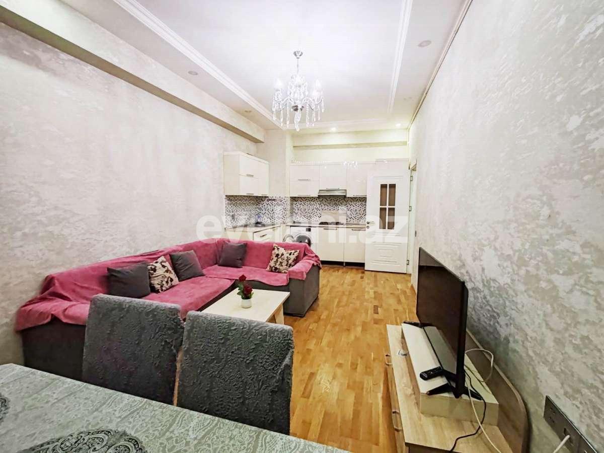Kirayə verilir, yeni tikili, 2 otaqlı, 47 m², Bakı, Nizami r, Qara Qarayev m.