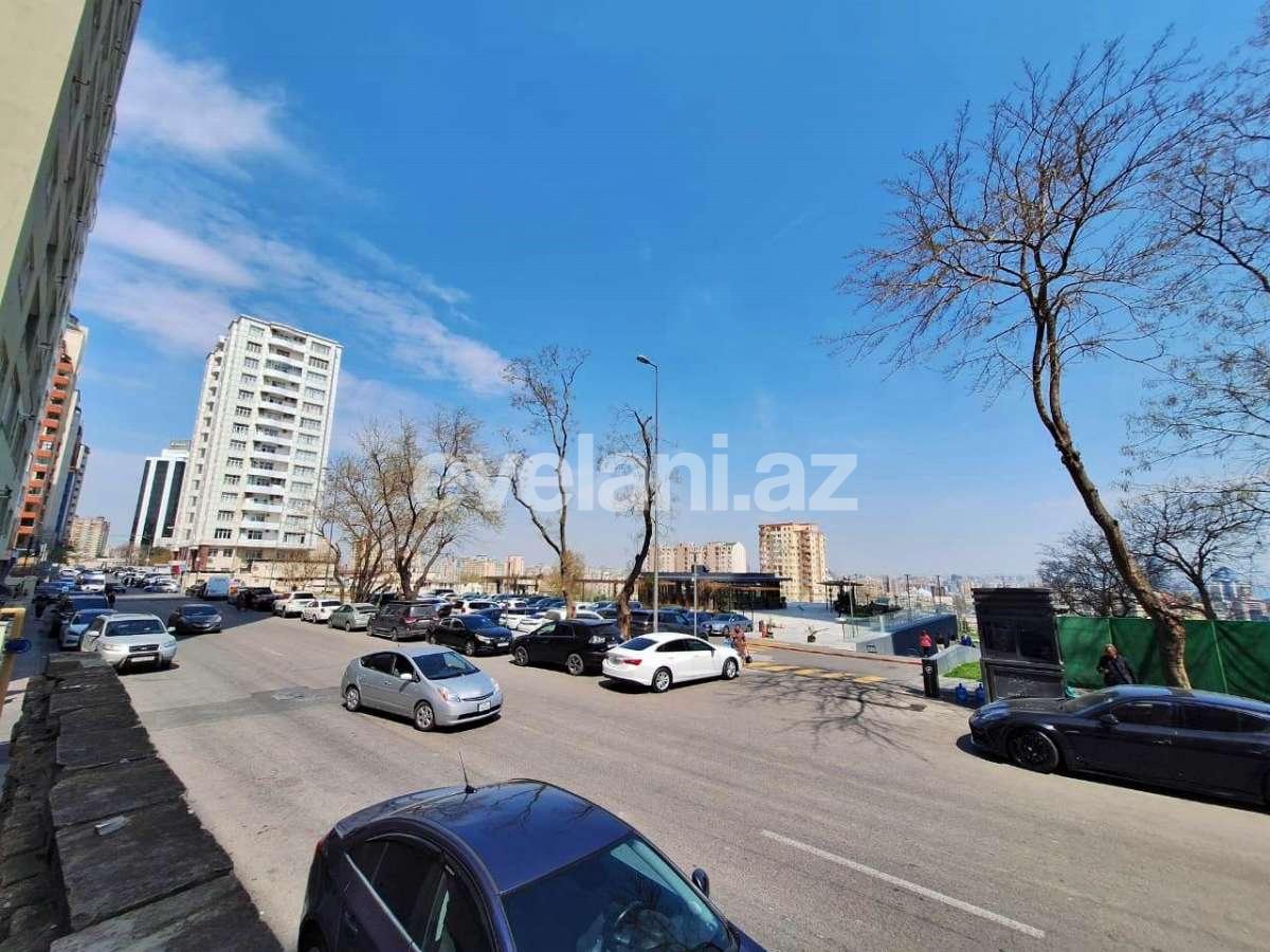 Satılır, ofis, 2 otaqlı, 80 m², Bakı, Yasamal r, Elmlər Akademiyası m.