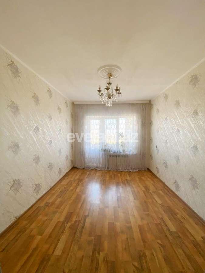Satılır, köhnə tikili, 3 otaqlı, 90 m², Bakı, Xətai r, Həzi Aslanov m.