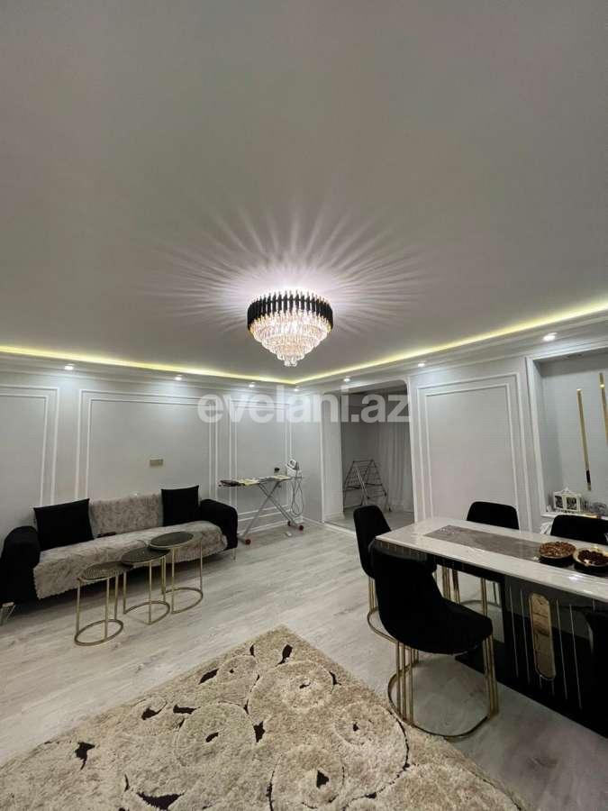 Satılır, köhnə tikili, 4 otaqlı, 90 m², Bakı, Xətai r, Həzi Aslanov m.