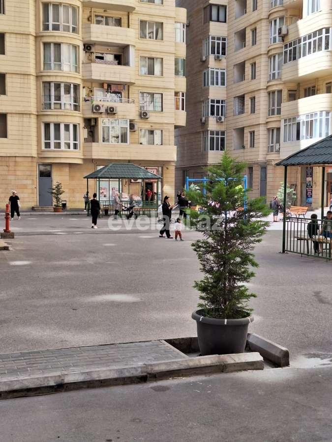 Satılır, köhnə tikili, 2 otaqlı, 70 m², Bakı, Nəsimi r.