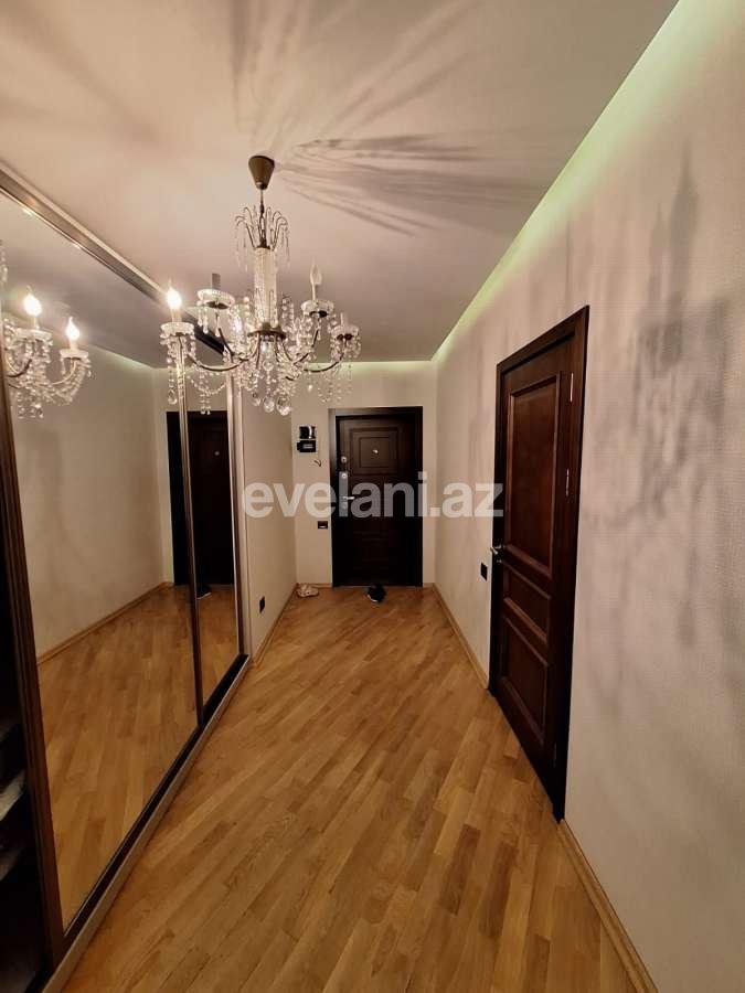 Satılır, köhnə tikili, 2 otaqlı, 70 m², Bakı, Nəsimi r.
