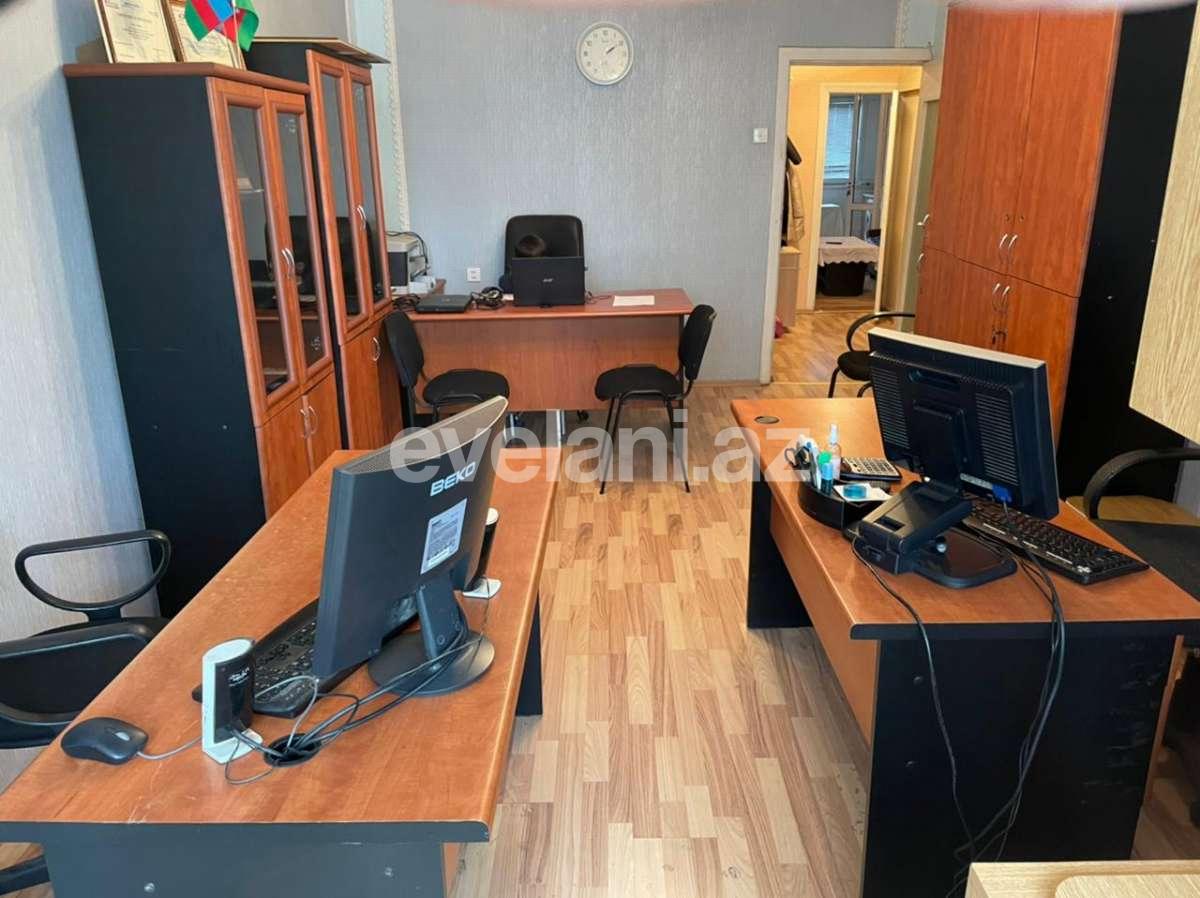 Kirayə verilir, ofis, 3 otaqlı, 70 m², Bakı, Yasamal r, Nizami m.