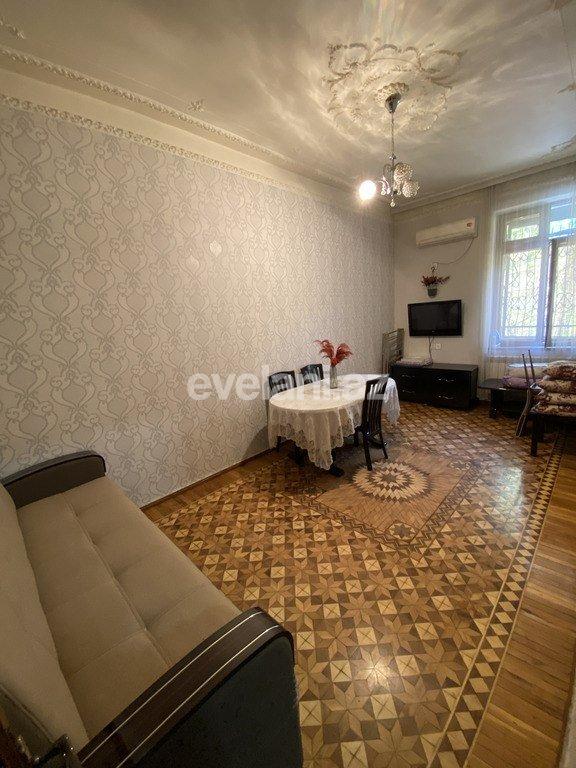 Satılır, köhnə tikili, 2 otaqlı, 50 m², Bakı, Nərimanov r, Nəriman Nərimanov m.