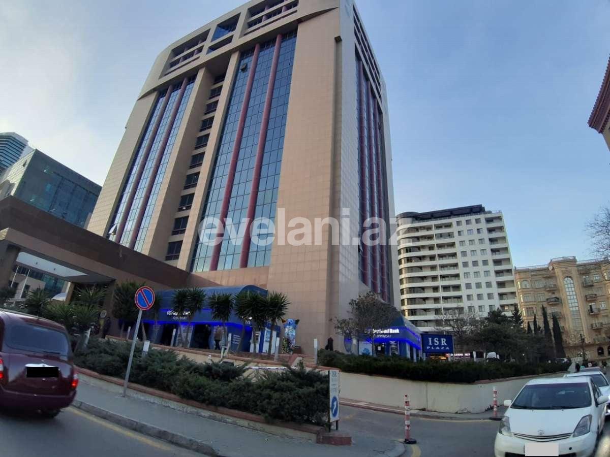 Satılır, yeni tikili, 3 otaqlı, 120 m², Bakı, Səbail r, Sahil m.