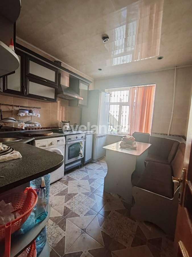 Продаётся, вторичка, 3-комнаты, 70 m², Баку, Низаминский r, Халглар Достлугу m.