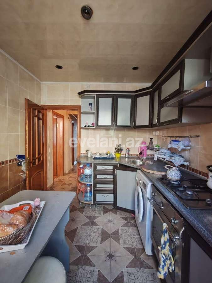 Продаётся, вторичка, 3-комнаты, 70 m², Баку, Низаминский r, Халглар Достлугу m.