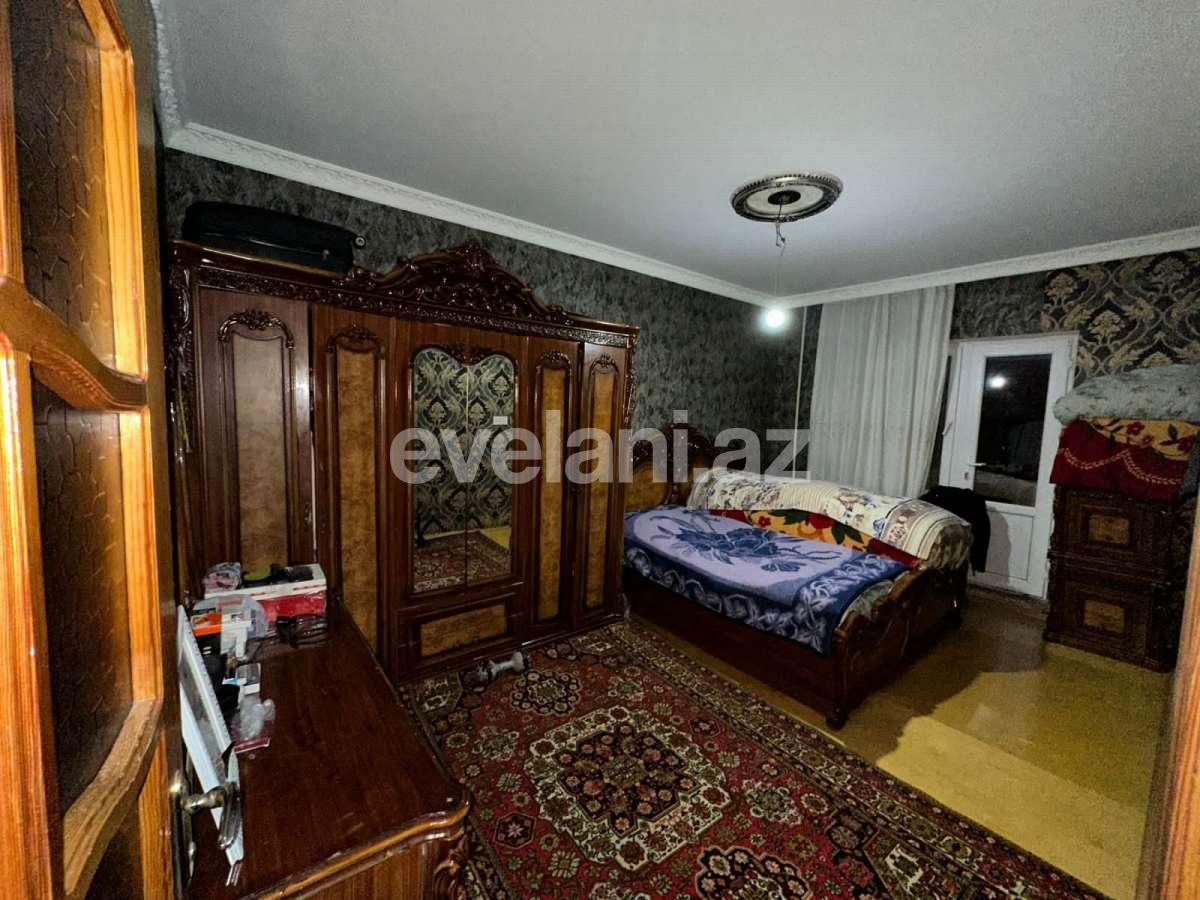 Satılır, köhnə tikili, 4 otaqlı, 100 m², Bakı, Yasamal r, Yeni Yasamal q, İnşaatçılar m.