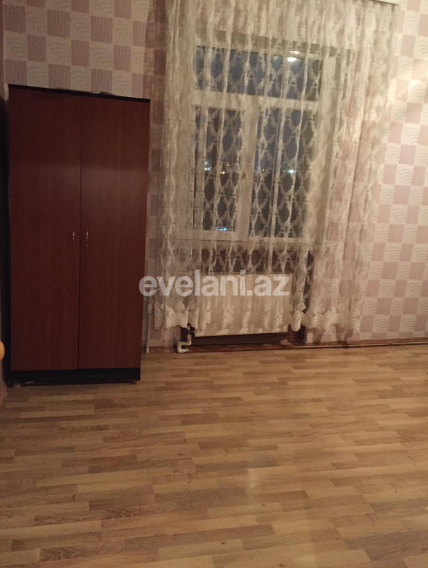 Rent, old building, 1 room, 30 m², Baku, Nizami r, 8-th kilometer d, Khalglar Doslugu m.