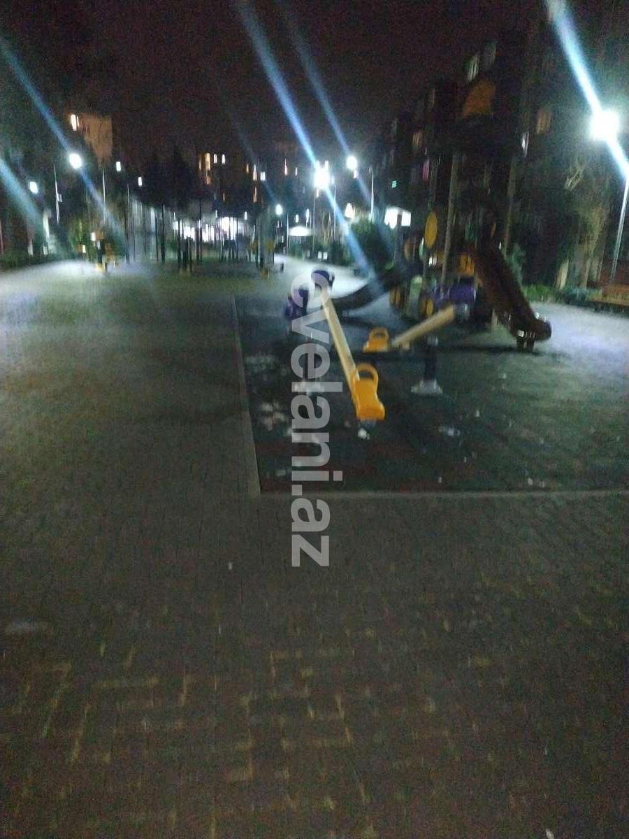 Rent, old building, 1 room, 30 m², Baku, Nizami r, 8-th kilometer d, Khalglar Doslugu m.