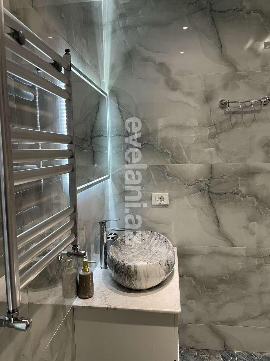 Satılır, yeni tikili, 2 otaqlı, 68 m², Bakı, Nərimanov r, Gənclik m.