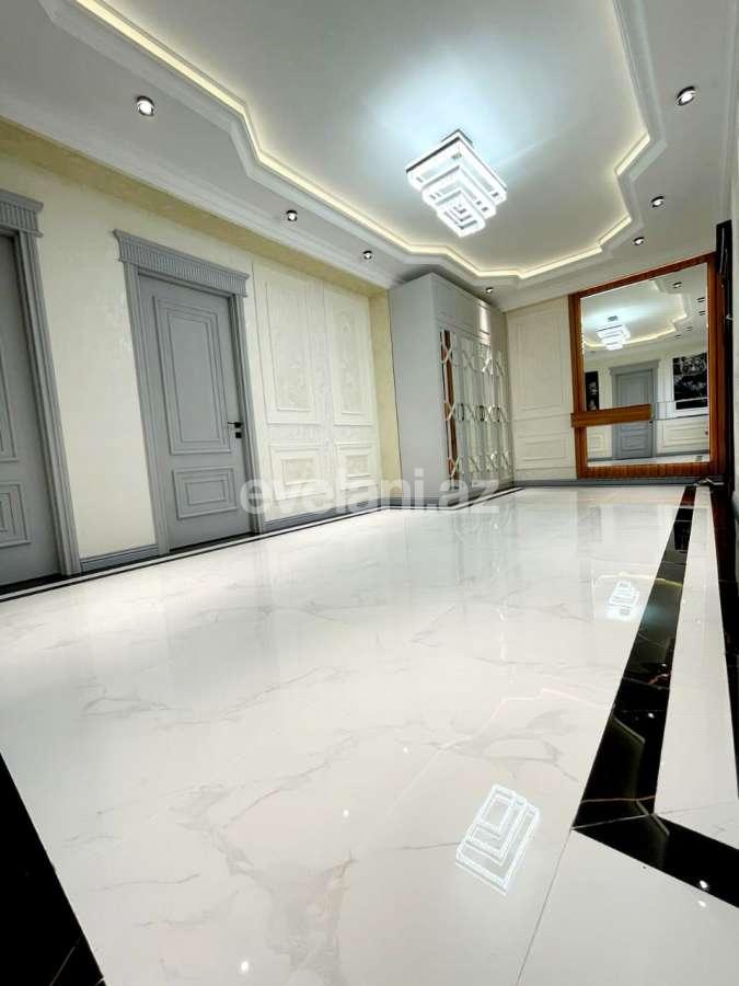 Satılır, yeni tikili, 3 otaqlı, 140 m², Bakı, Nəsimi r, 3-cü mikrorayon q, 8 Noyabr m.