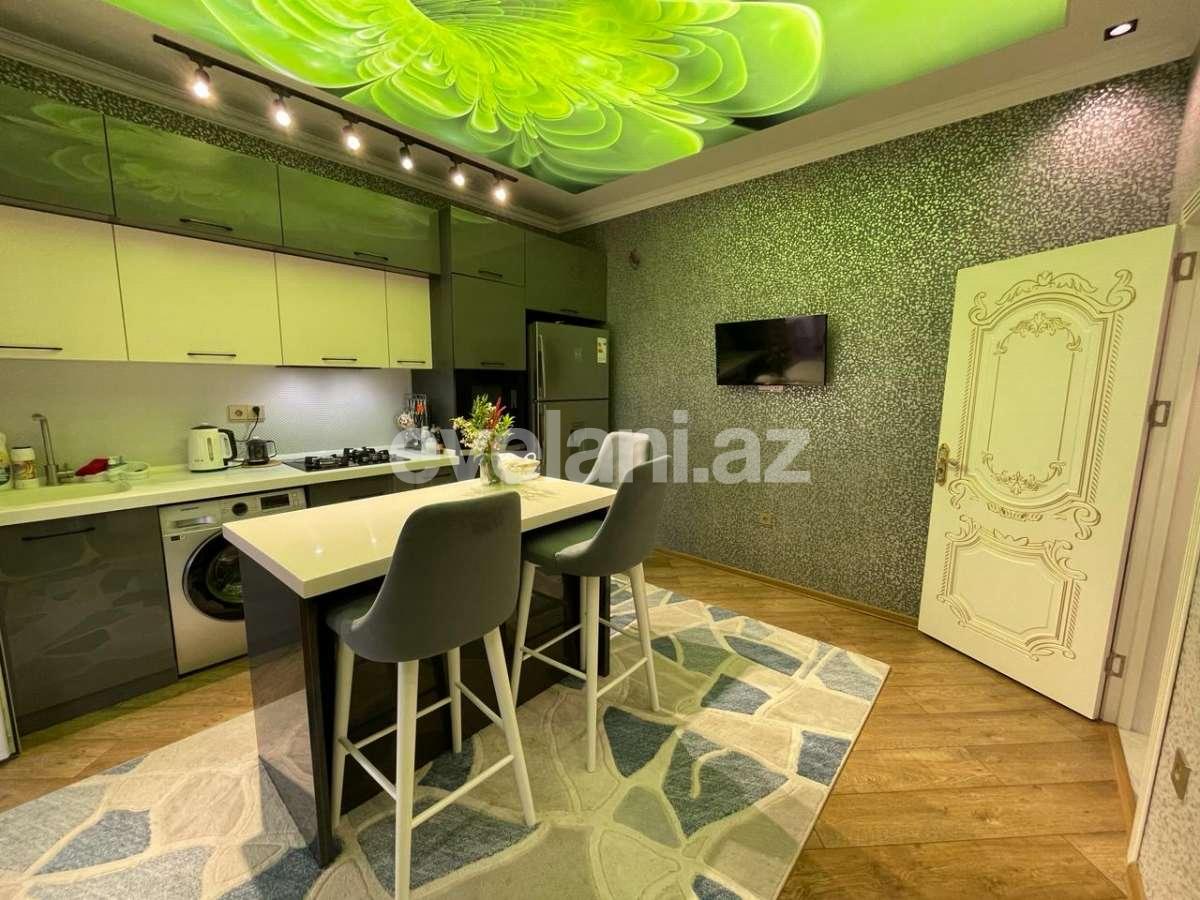 Satılır, həyət evi / bağ, 4 otaqlı, 140 m², Bakı, Xəzər r, Buzovna q.