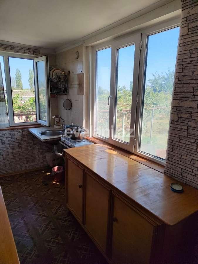 Satılır, həyət evi / bağ, 2 otaqlı, 73 m², Xaçmaz