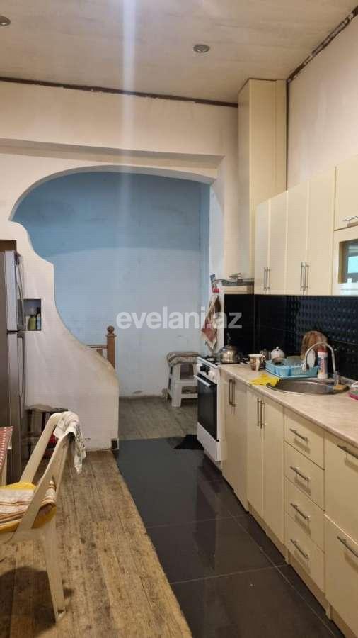 Satılır, həyət evi / bağ, 7 otaqlı, 220 m², Bakı, Xəzər r, Buzovna q.