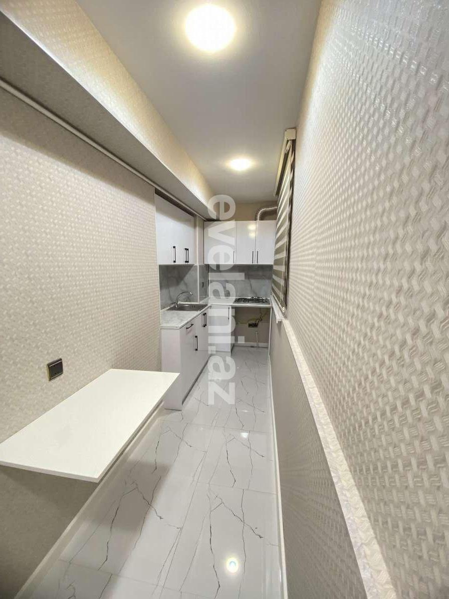 Satılır, köhnə tikili, 3 otaqlı, 70 m², Bakı, Xətai r, Əhmədli q, Əhmədli m.