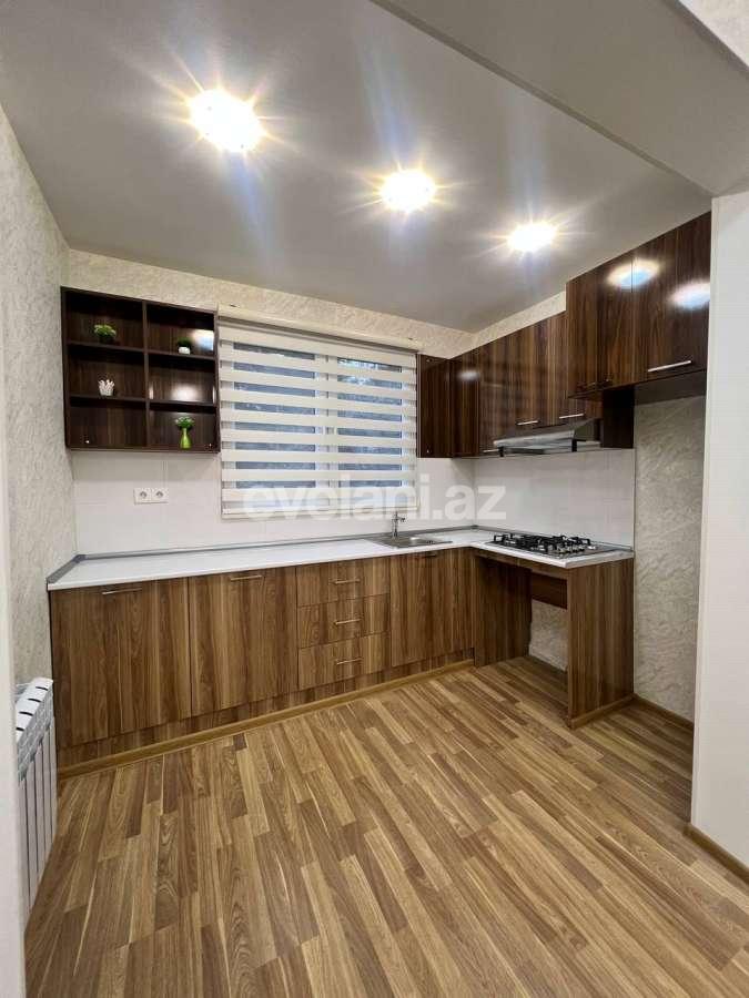 Satılır, köhnə tikili, 3 otaqlı, 50 m², Bakı, Nəsimi r, 3-cü mikrorayon q.