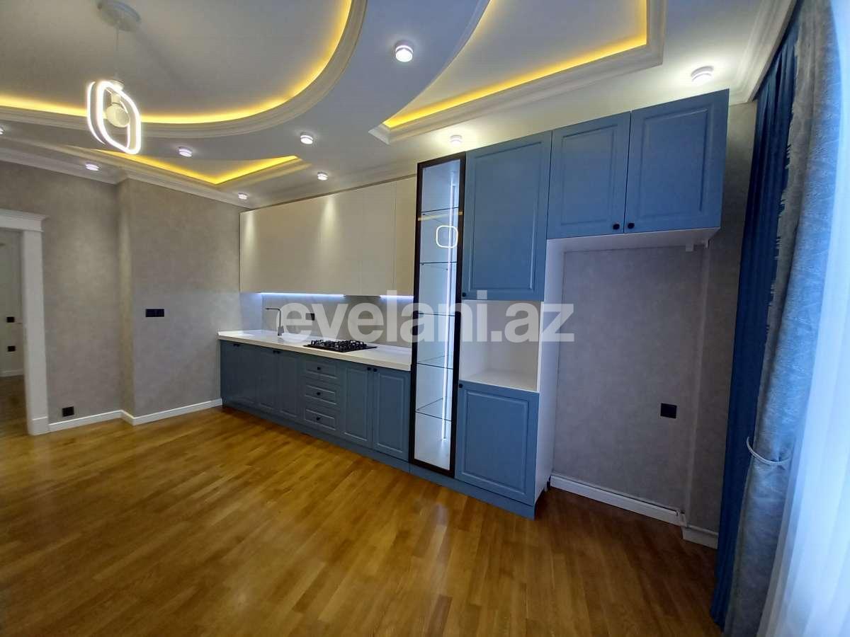 Satılır, yeni tikili, 4 otaqlı, 200 m², Bakı, Binəqədi r, 8-ci mikrorayon q.