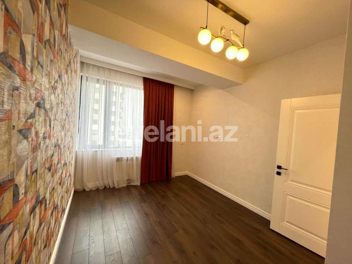 Satılır, yeni tikili, 3 otaqlı, 80 m², Bakı, Binəqədi r, 7-ci mikrorayon q.